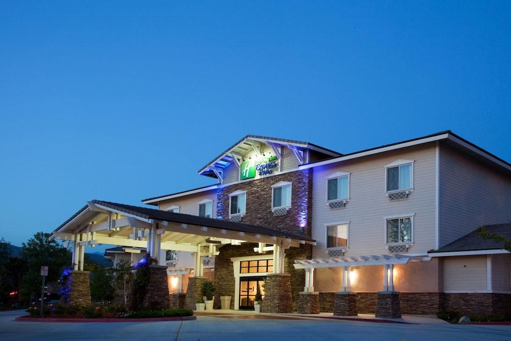 Holiday Inn Express Hotel & Suites San Dimas By Ihg Екстериор снимка