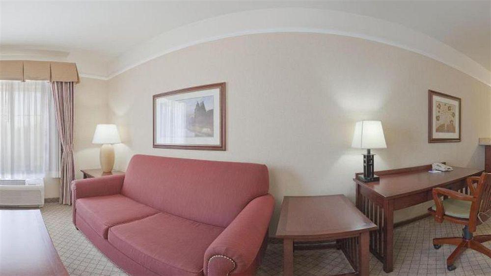 Holiday Inn Express Hotel & Suites San Dimas By Ihg Екстериор снимка