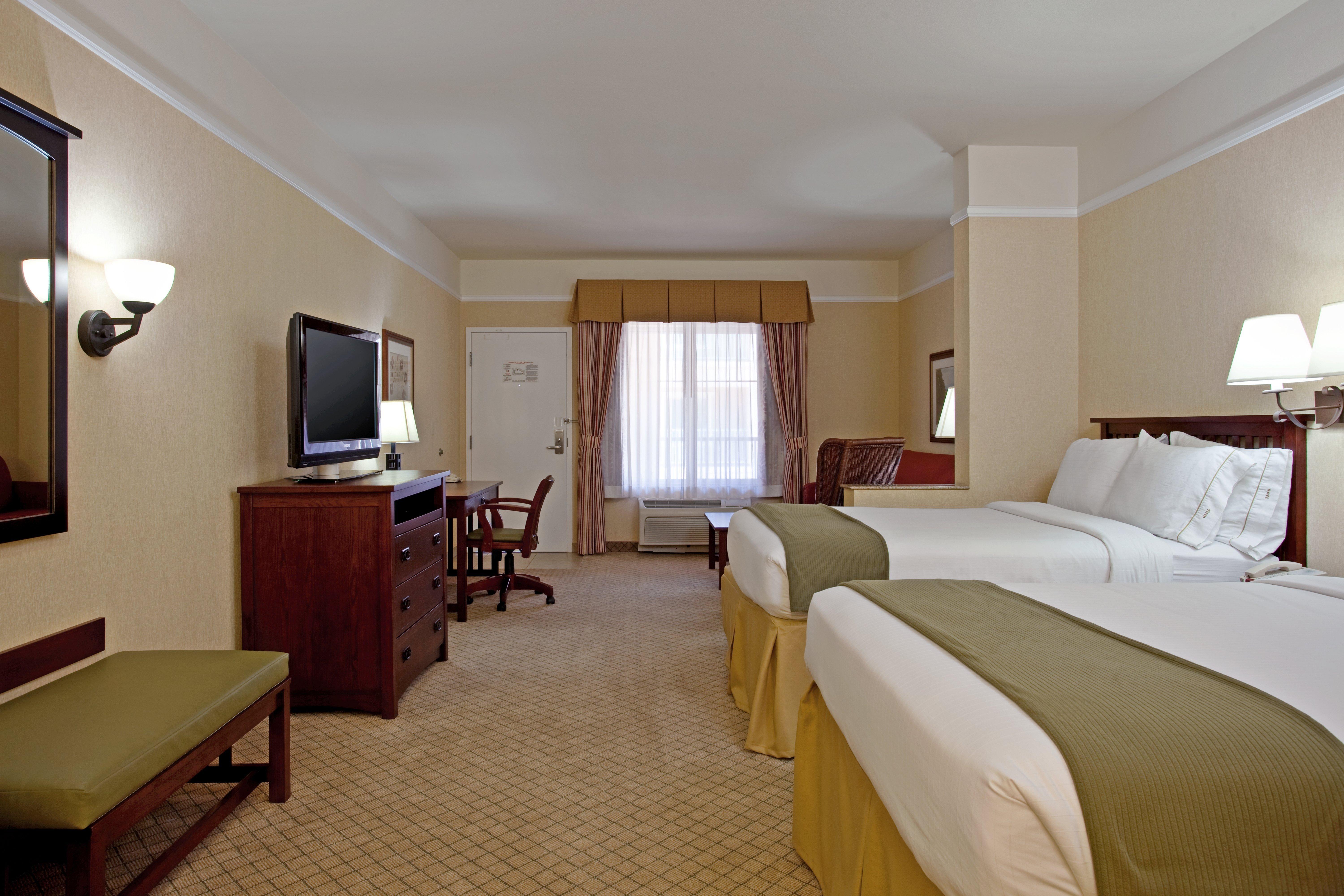 Holiday Inn Express Hotel & Suites San Dimas By Ihg Екстериор снимка