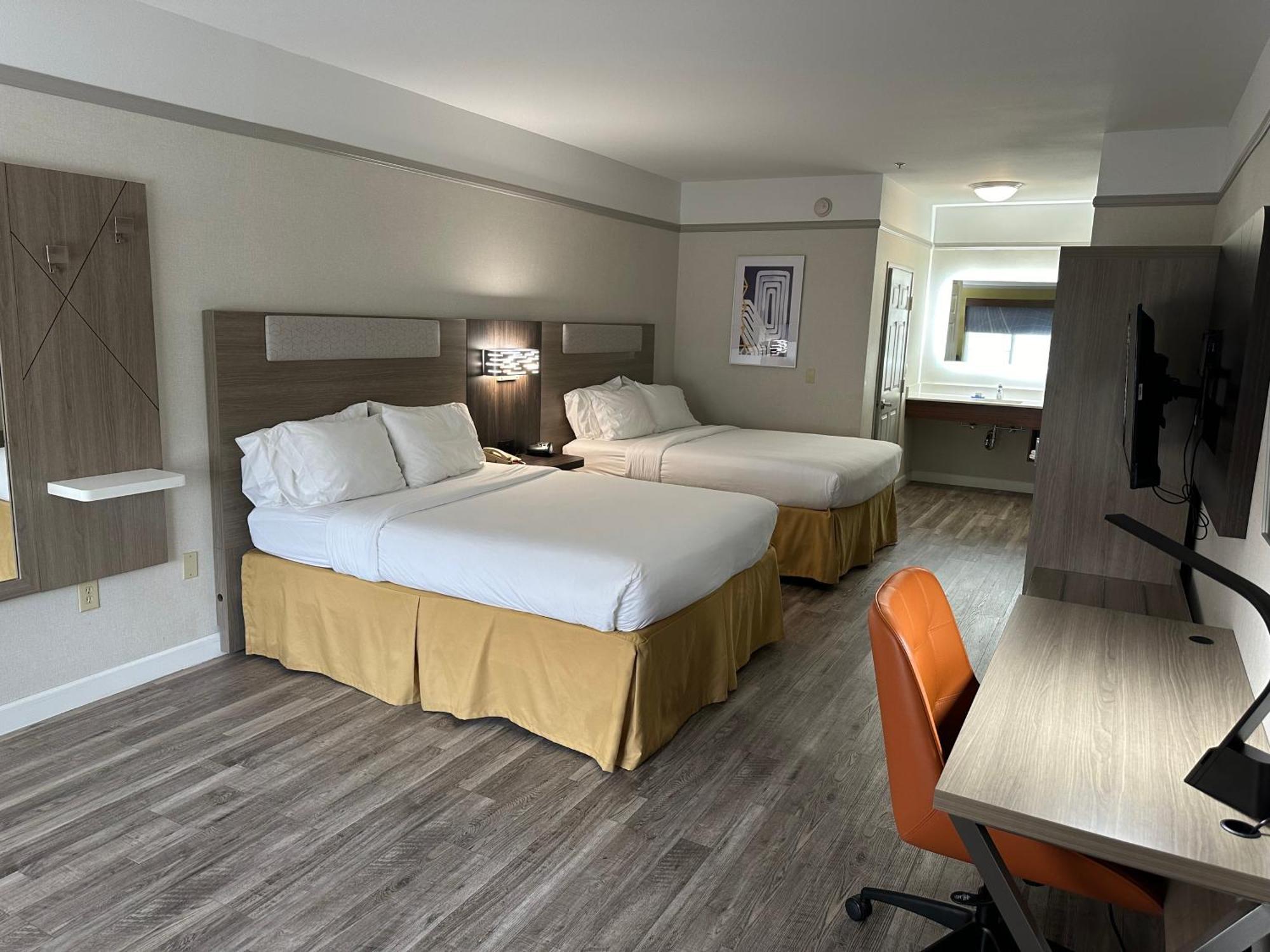 Holiday Inn Express Hotel & Suites San Dimas By Ihg Екстериор снимка